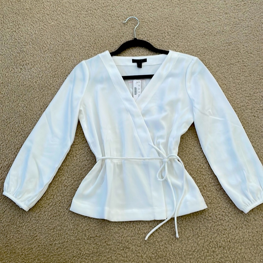 J-Crew PETITE DRAPEY CREPE FAUX-WRAP TOP- Brand New-2P